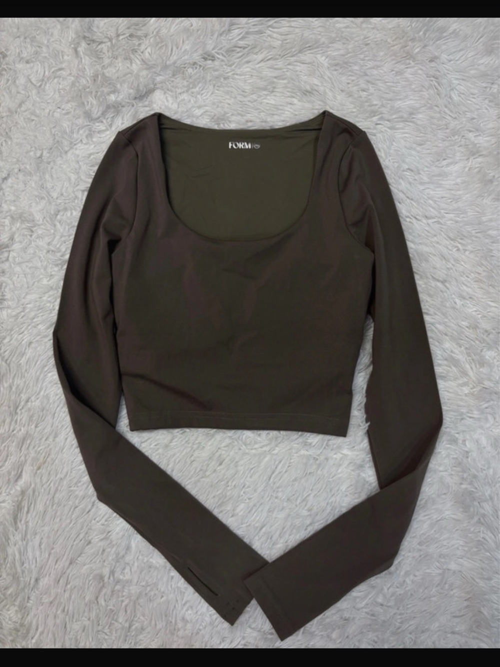 Form square long sleeve in walnut